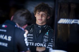 以“汉密尔顿”为蓝图？私人测试助安东内利积累里程